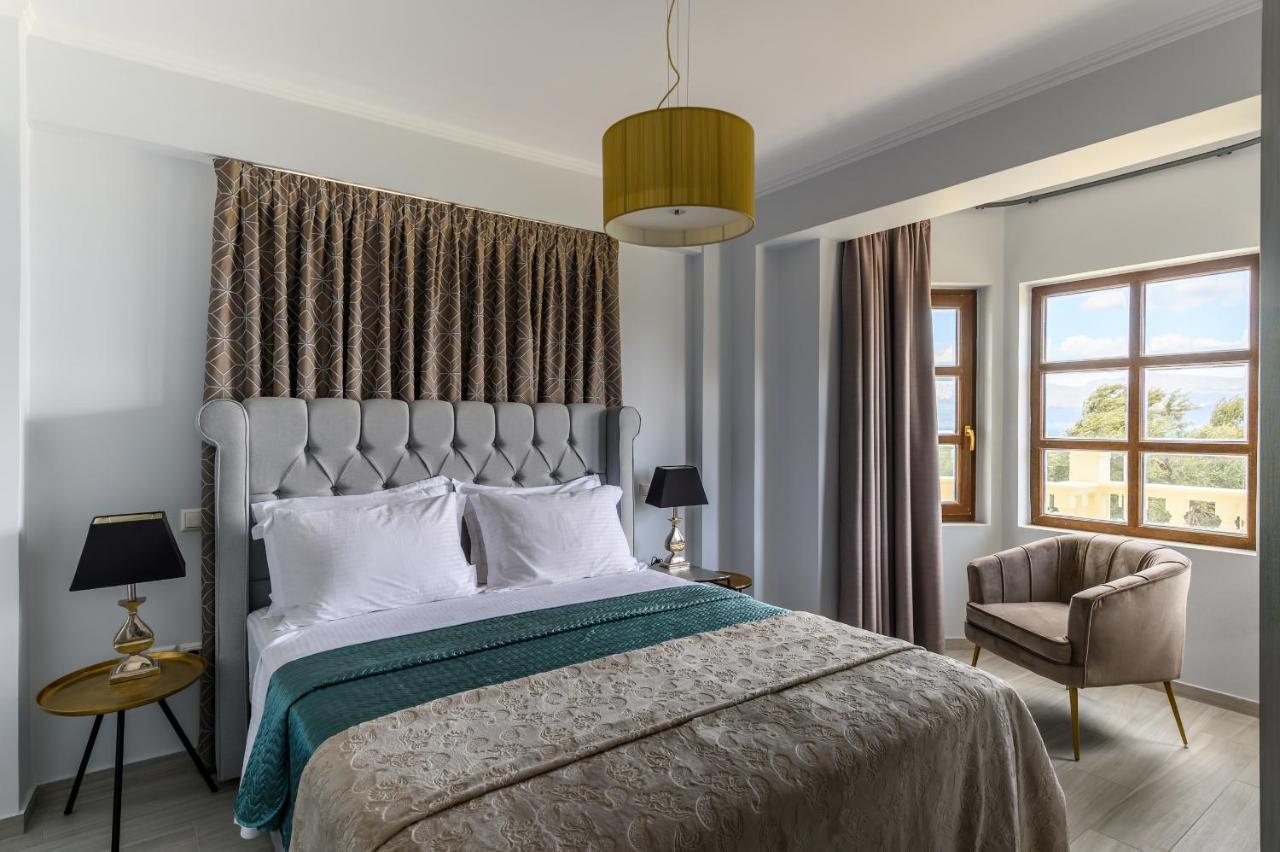 Villa Filoxenia - By The Sea - Up To 12 Guests Kato Rodini Екстер'єр фото